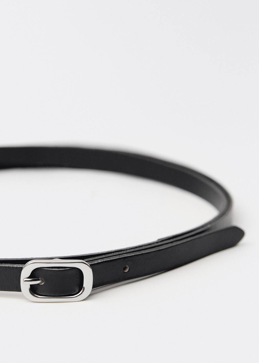 Leather belt with oval buckle - Black