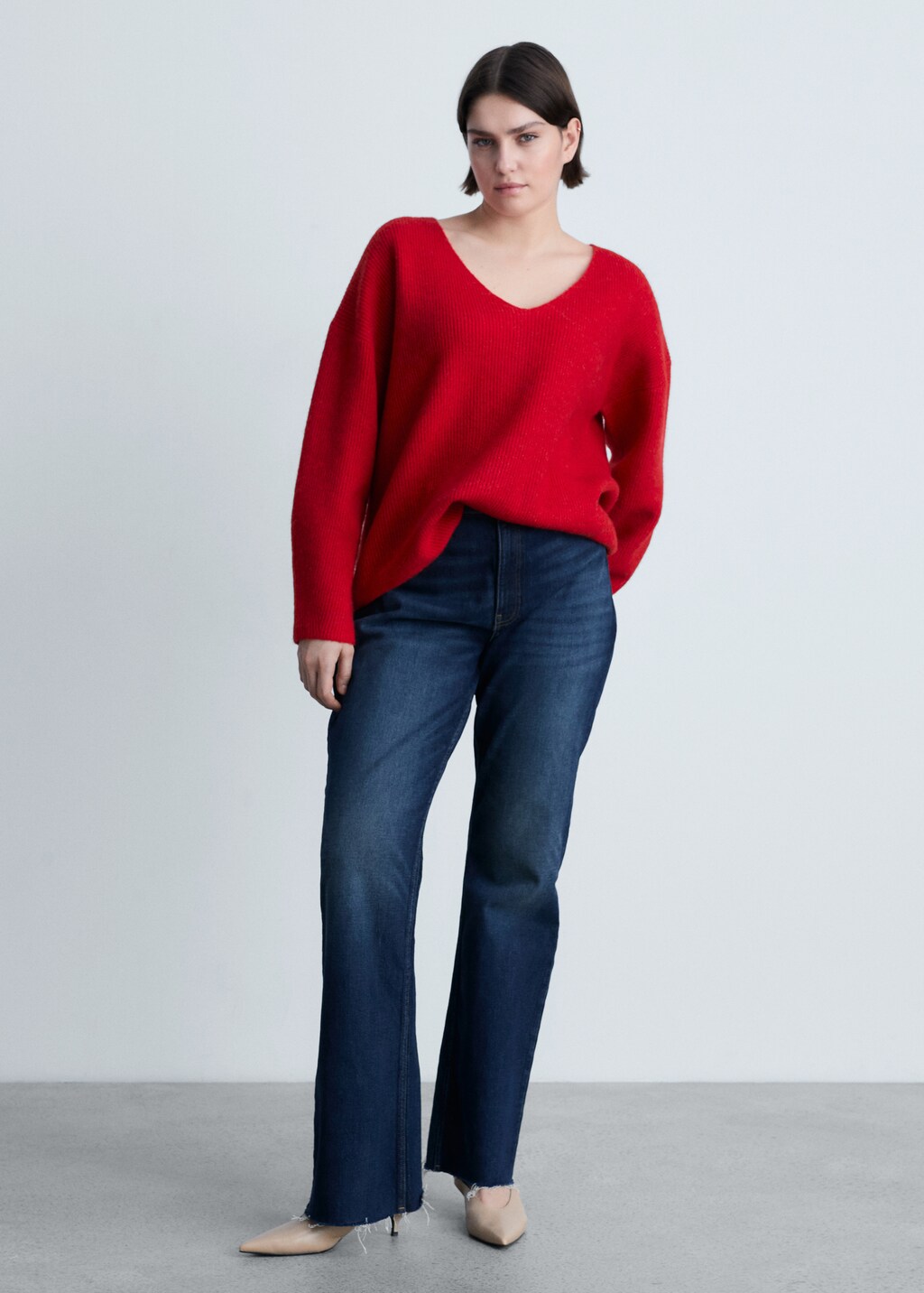 V-neck knit sweater - Ecru