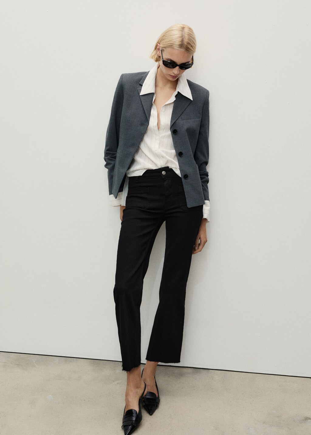 Flared cropped jeans with pockets - Chocolate