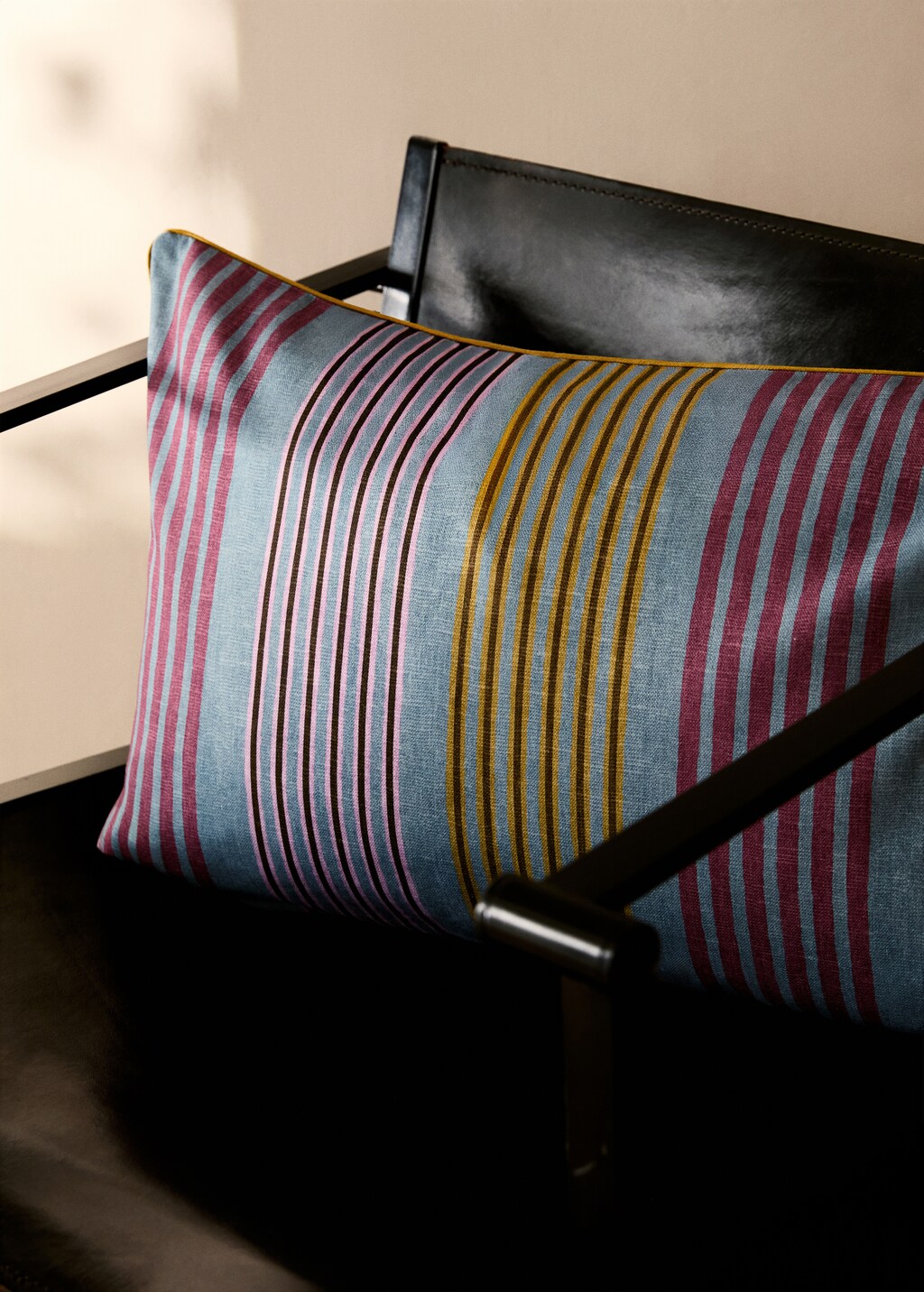 Cushion case hollyw - Medium Pink