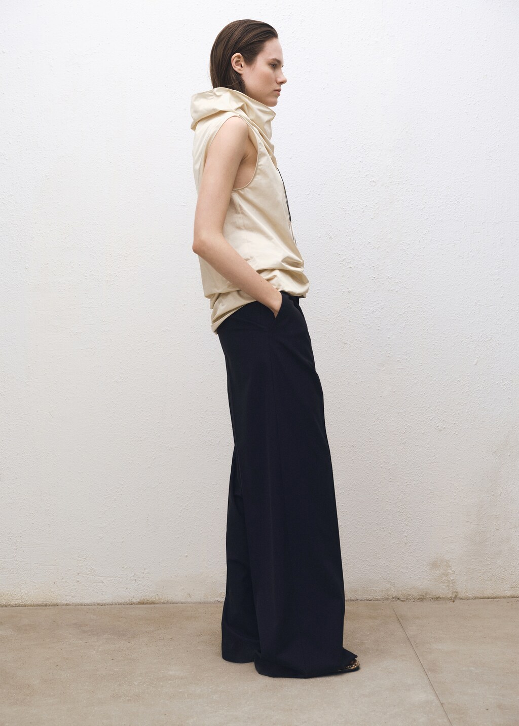 Wideleg wool-blend pleated trousers - Navy