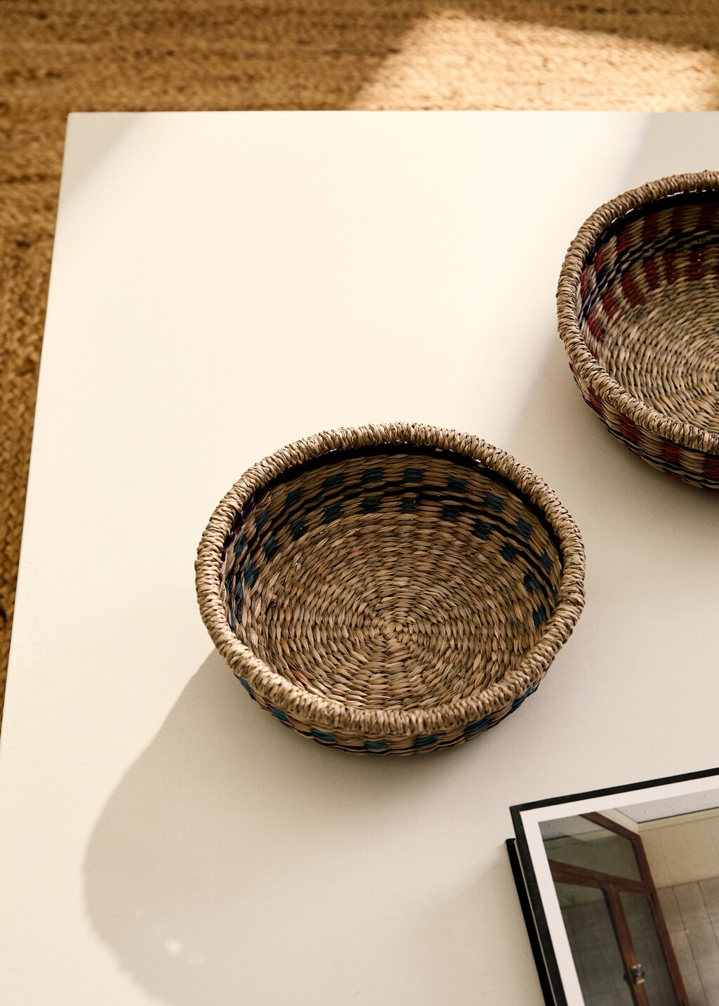 Small coloured seagrass basket - Brown