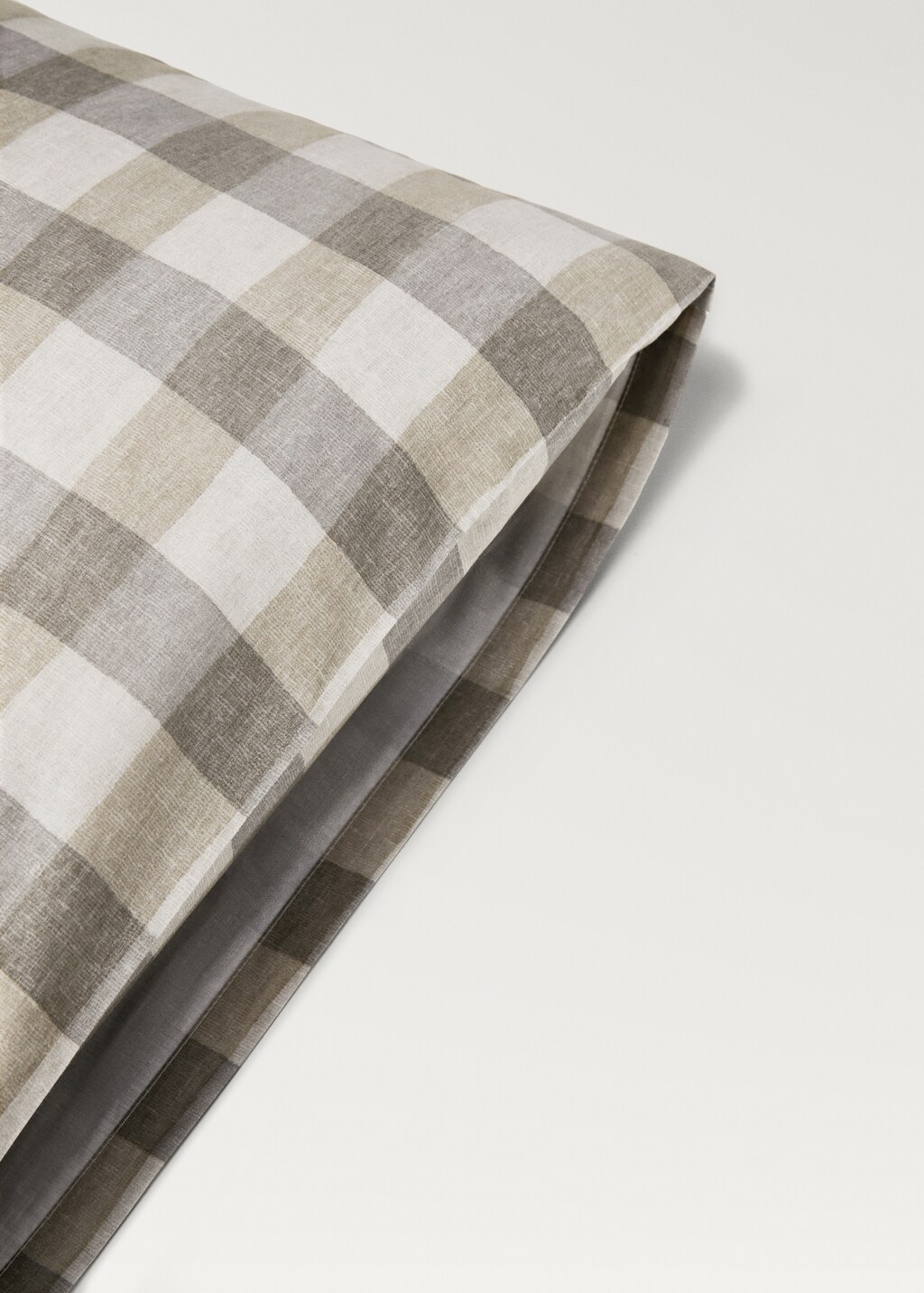 Cotton percale check pillowcase, 50x75 cm - Medium Brown