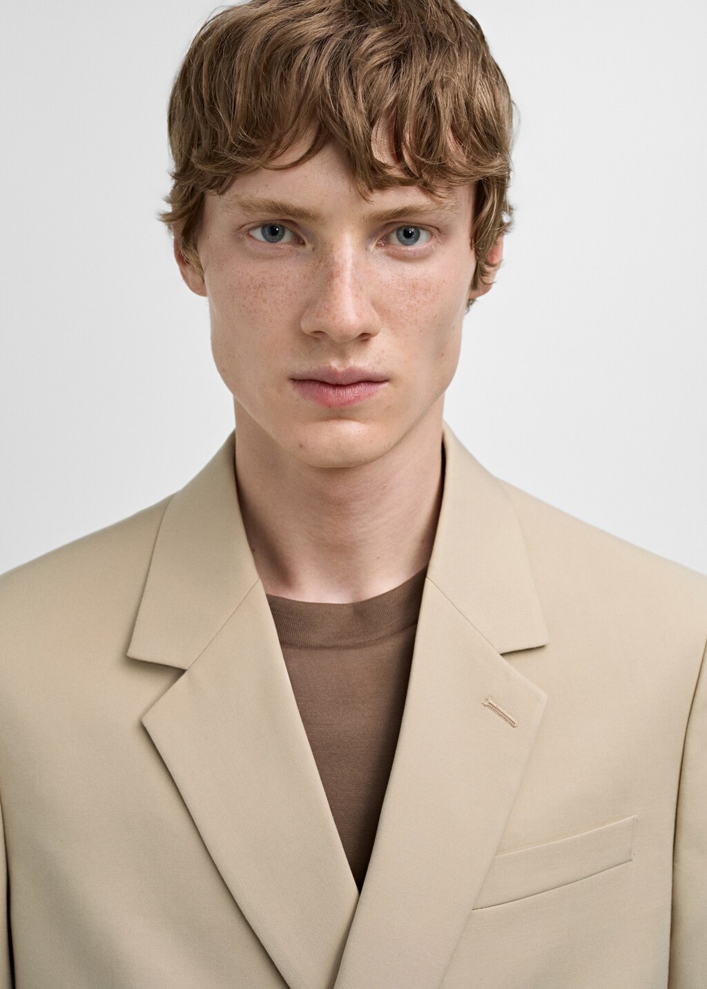 Double-breasted regular-fit suit jacket - Beige