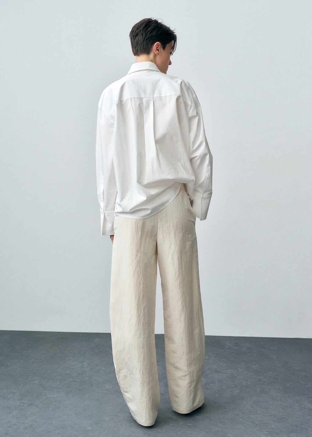 Pleated jogger trousers - Ecru