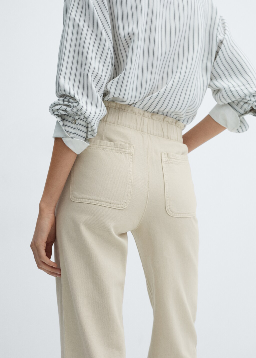 Slouchy jeans with elastic waist - Ecru