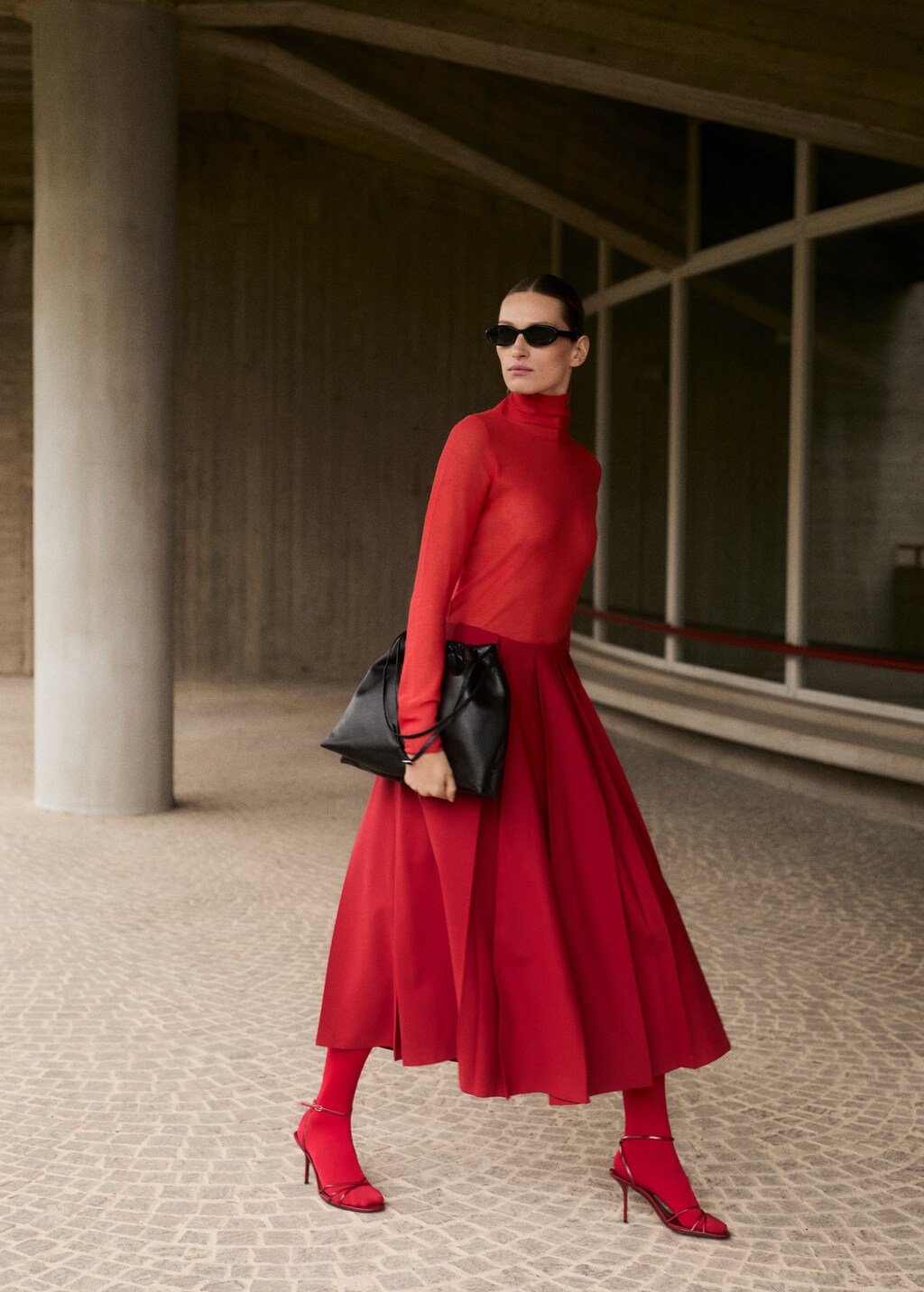 Sack-style leather bag - Black