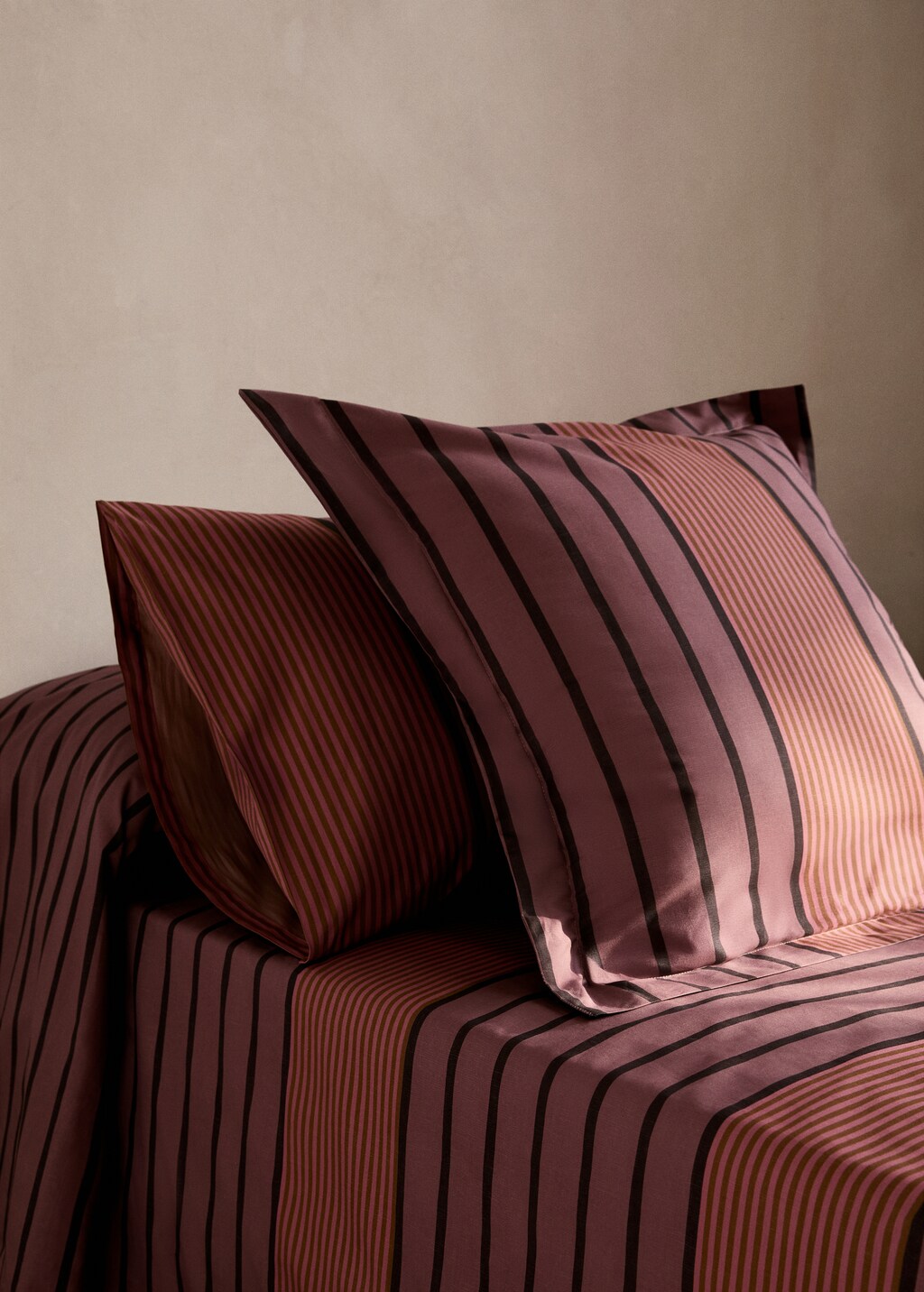 Cotton percale multi-striped pillowcase, 60x60 cm - Aqua Green