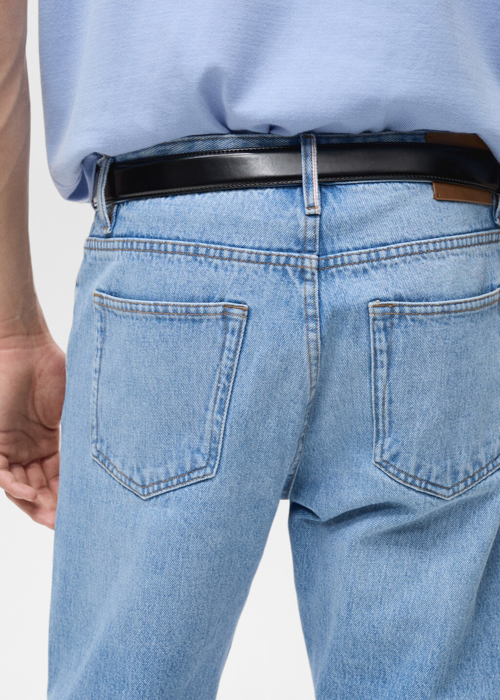 Tapered-fit jeans - Medium Blue