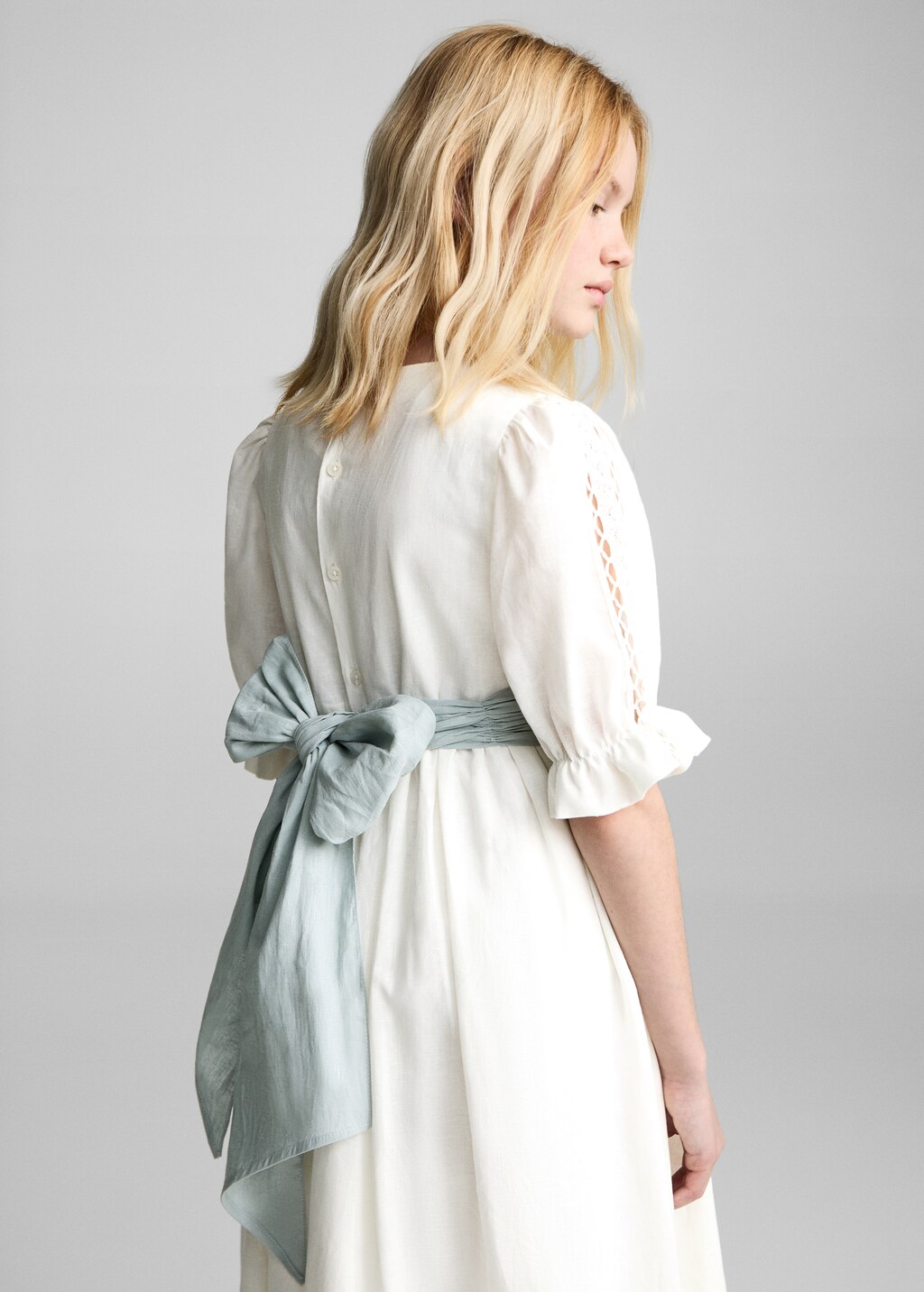 Ruffled linen dress - White