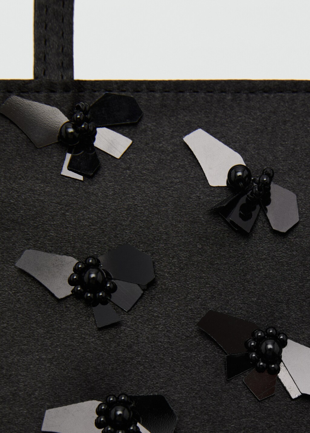 Handbag with flower appliqué - Black