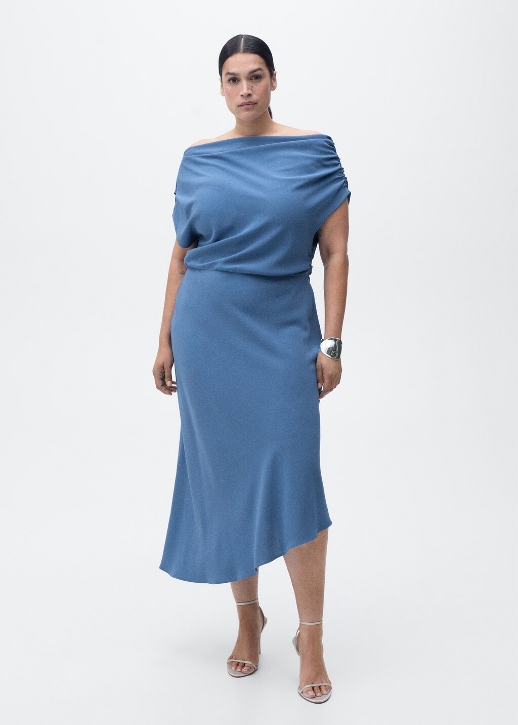 Asymmetrical-neck midi-dress - Blue