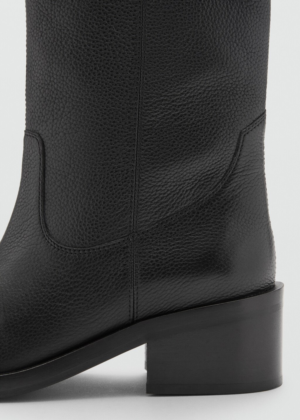 Squared toe leather ankle boots - Black