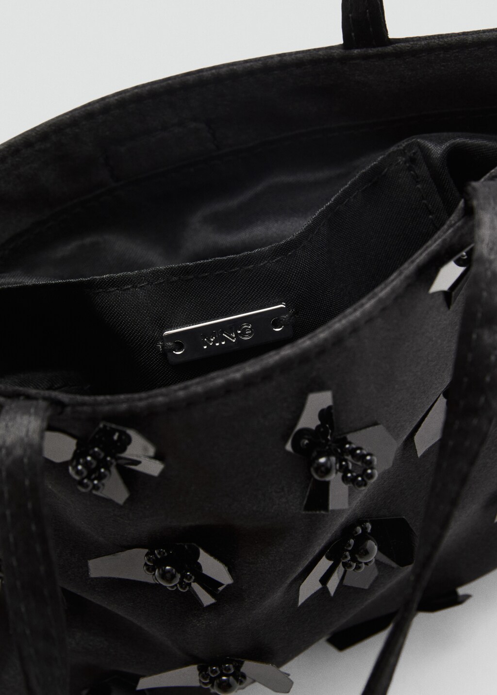 Handbag with flower appliqué - Black