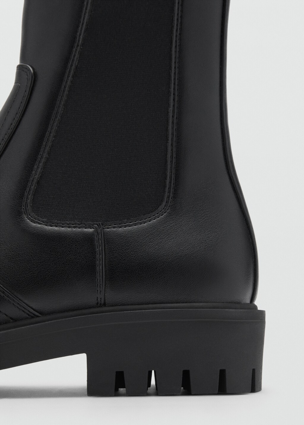 Track sole Chelsea boots - Black