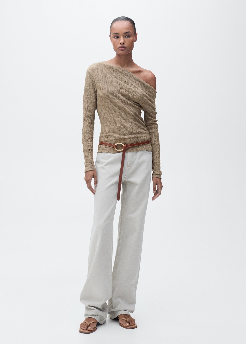 Textured asymmetrical neck t-shirt - Olive Green