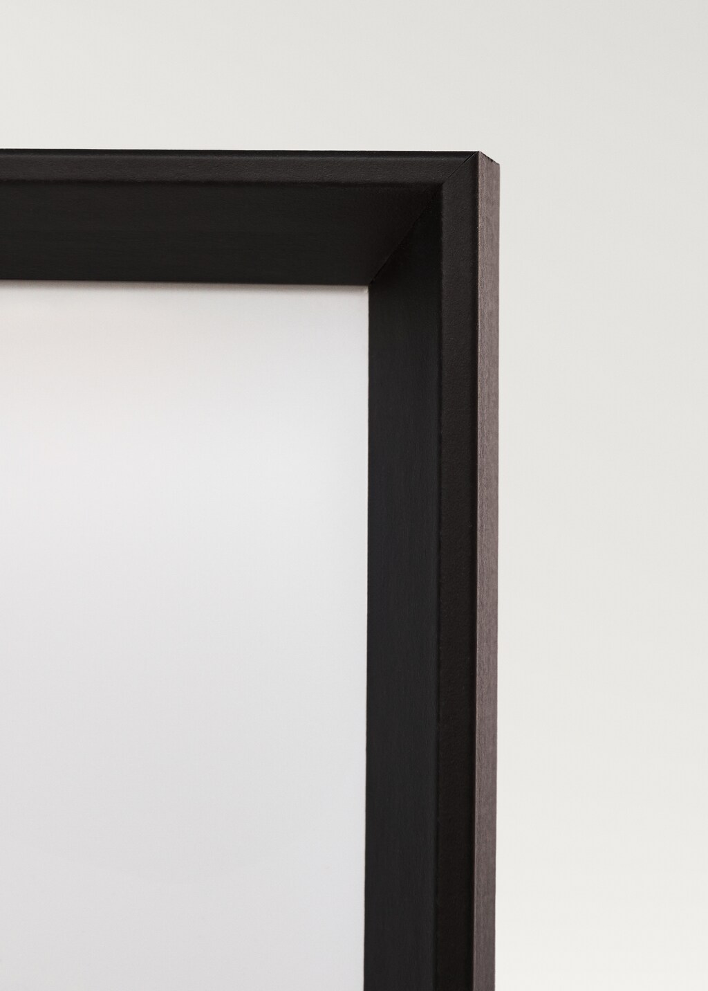 Medium bevelled wood frame - Brown