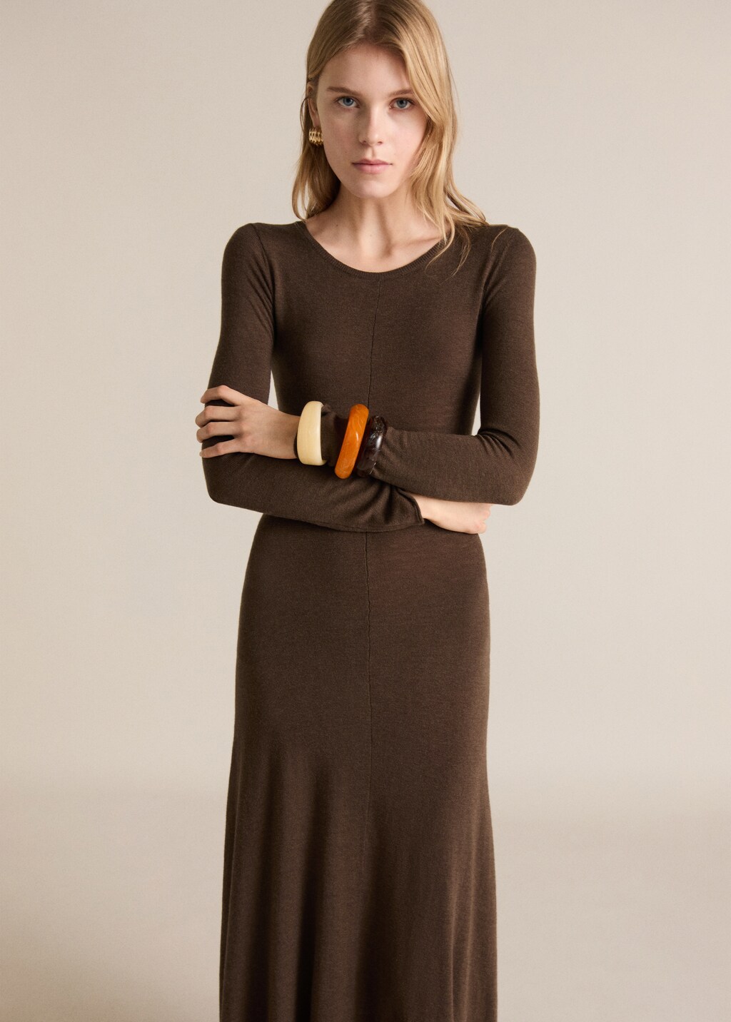 Asymmetrical low-knit dress - Caramel