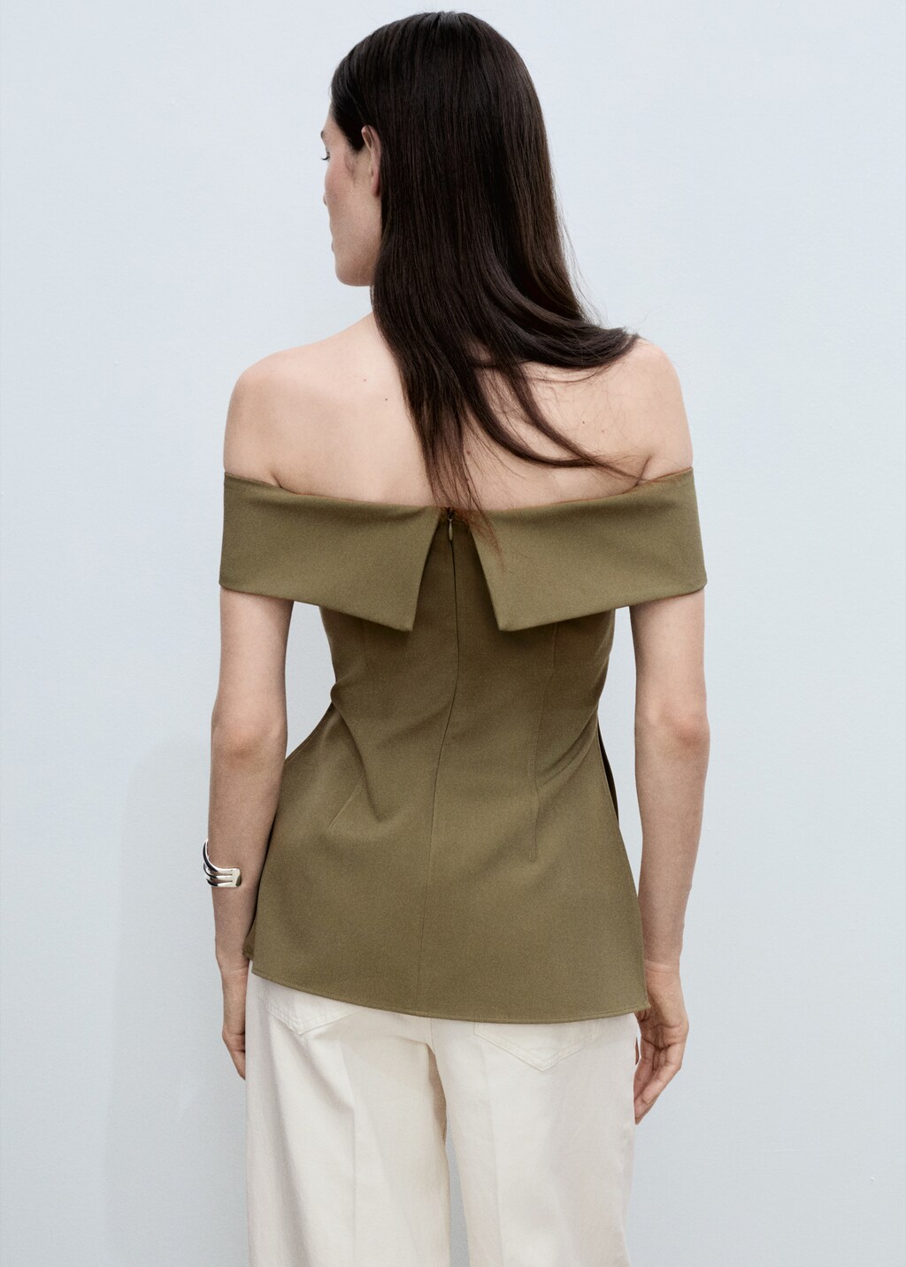 Fitted off-the-shoulder top - Khaki