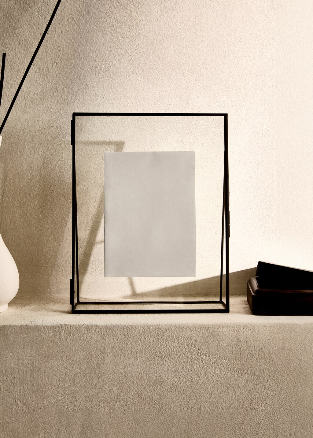 Metal frame large triangular foot - Black