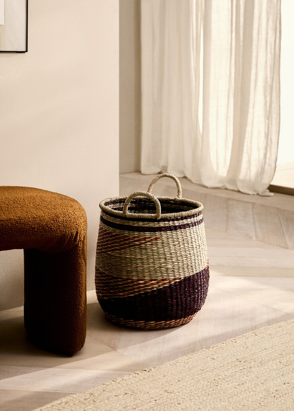Coloured seagrass basket with double handles - Burnt Orange