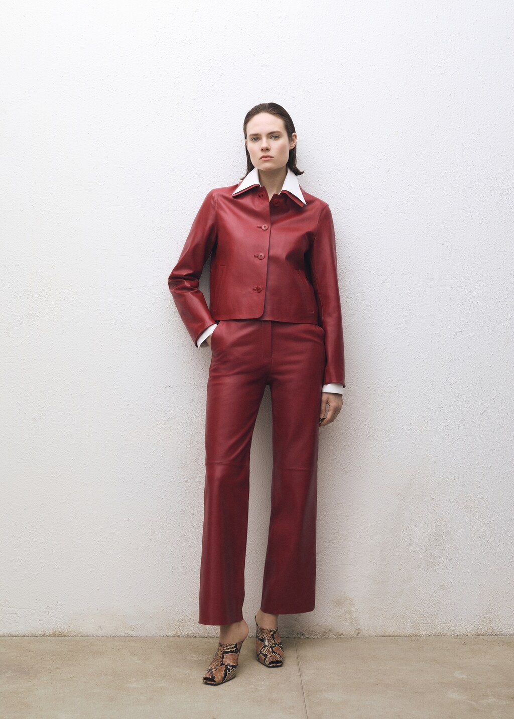 Buttoned leather jacket - Black