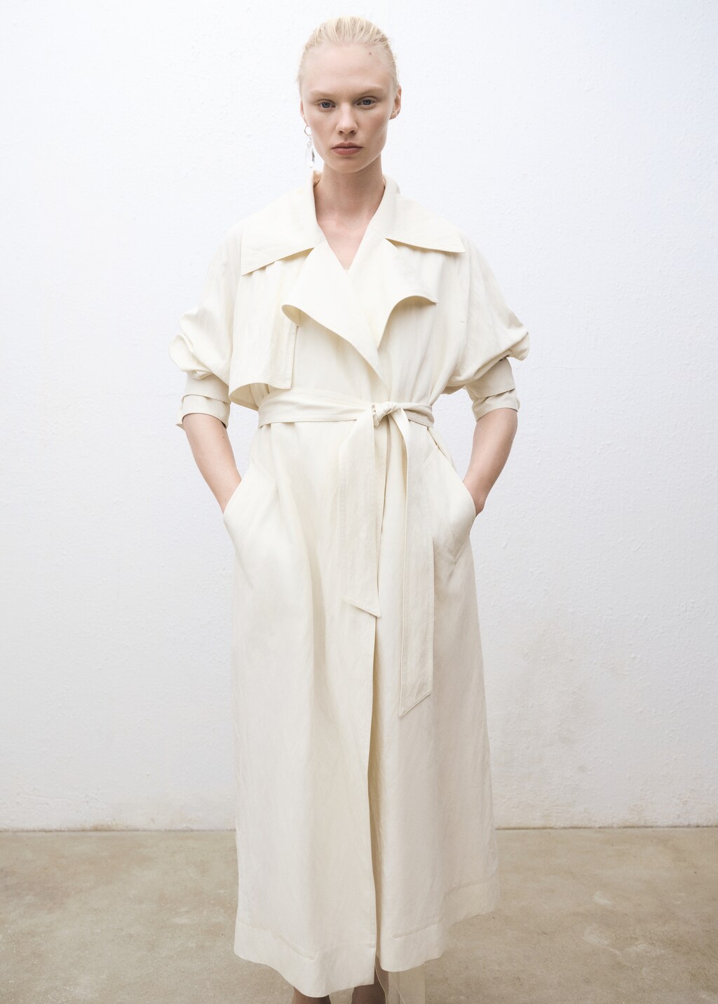 Oversized trench coat with lapels - Ecru
