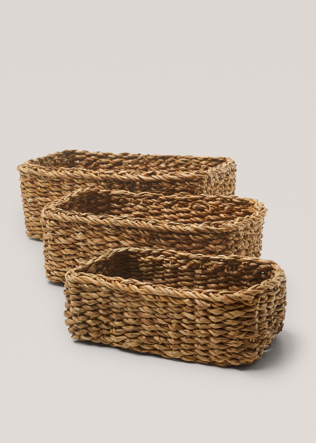 Natural fibre braided basket 22x14cm - Brown