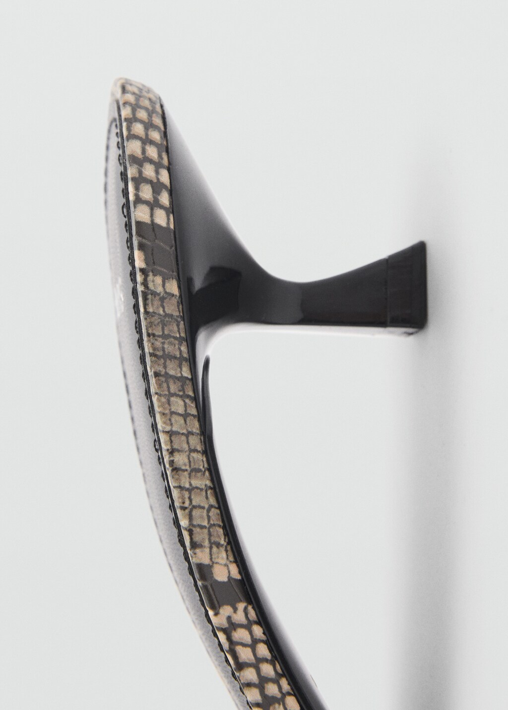 Animal-print sandals with strap - Beige