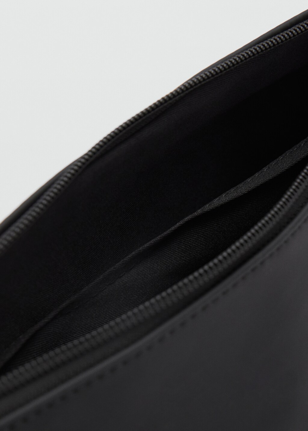 Rubberised shoulder bag - Black