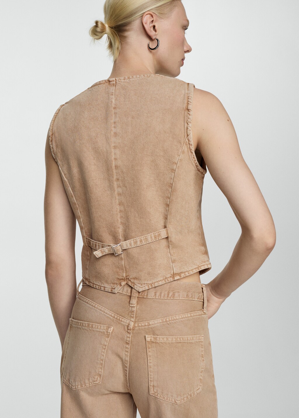 Denim gilet with seams - Sand
