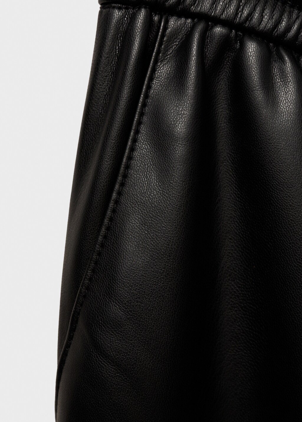 Leather-effect elastic waist trousers - Black