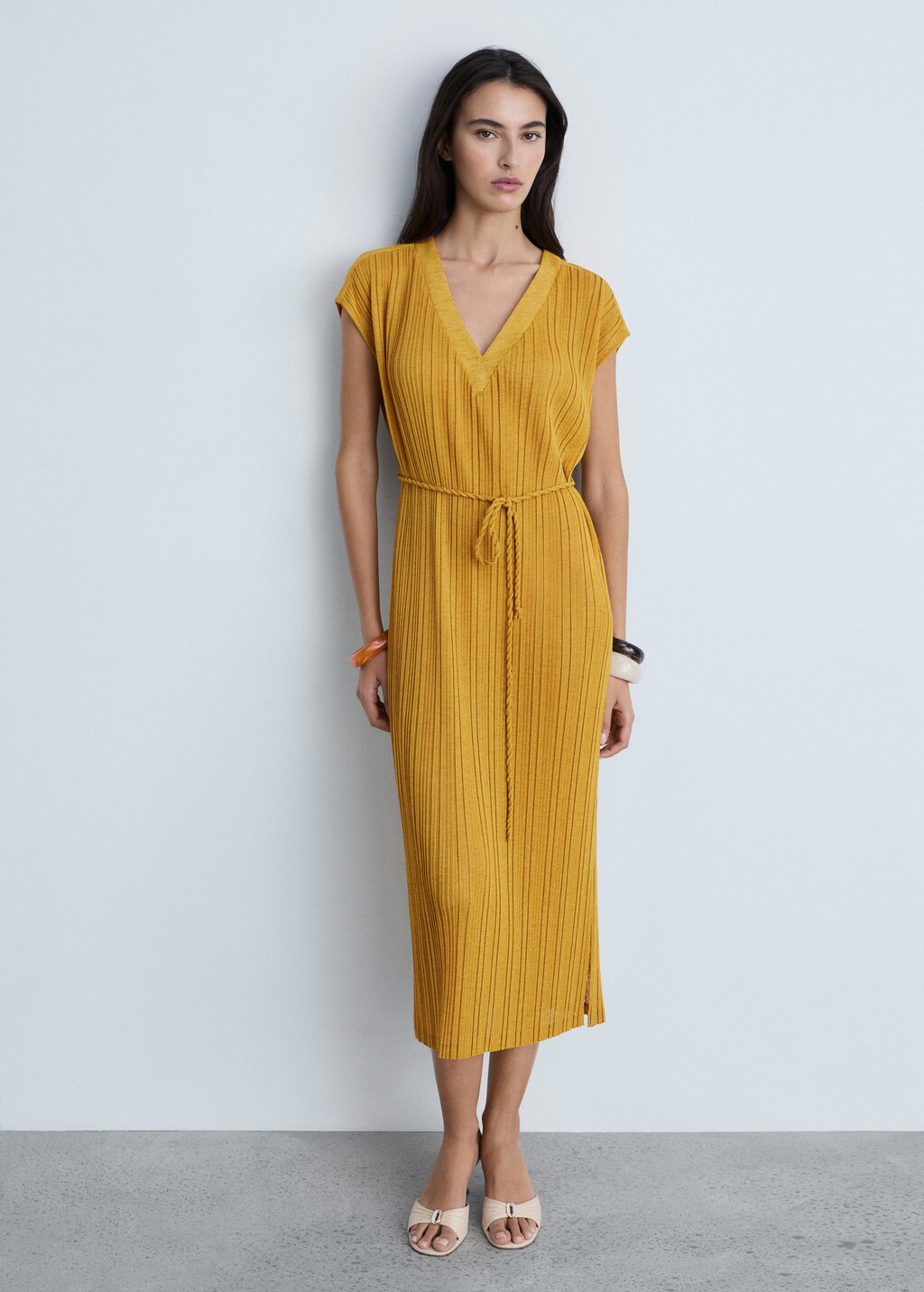 Belt pleated dress - Mustard