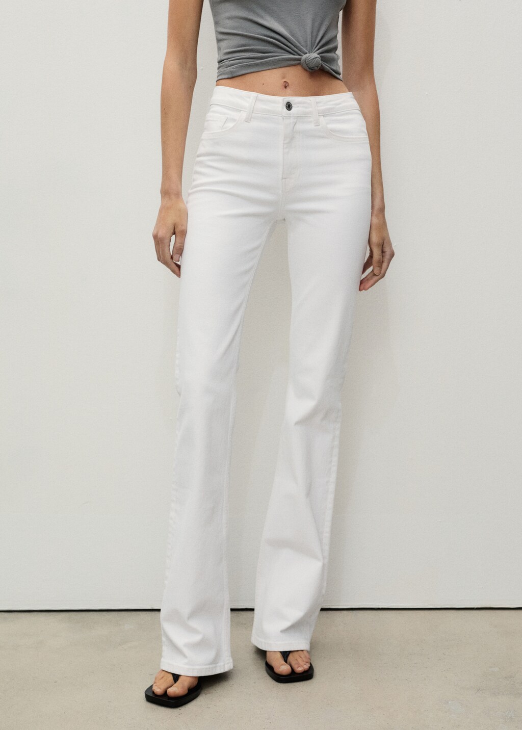 Fiona flared mid-rise jeans - White