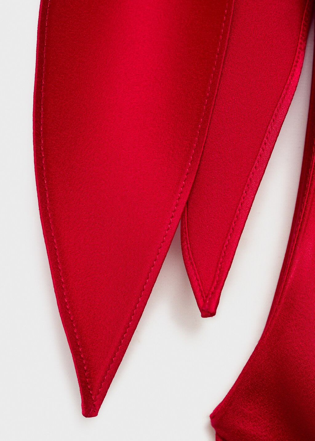 Satin dress with bow - Red