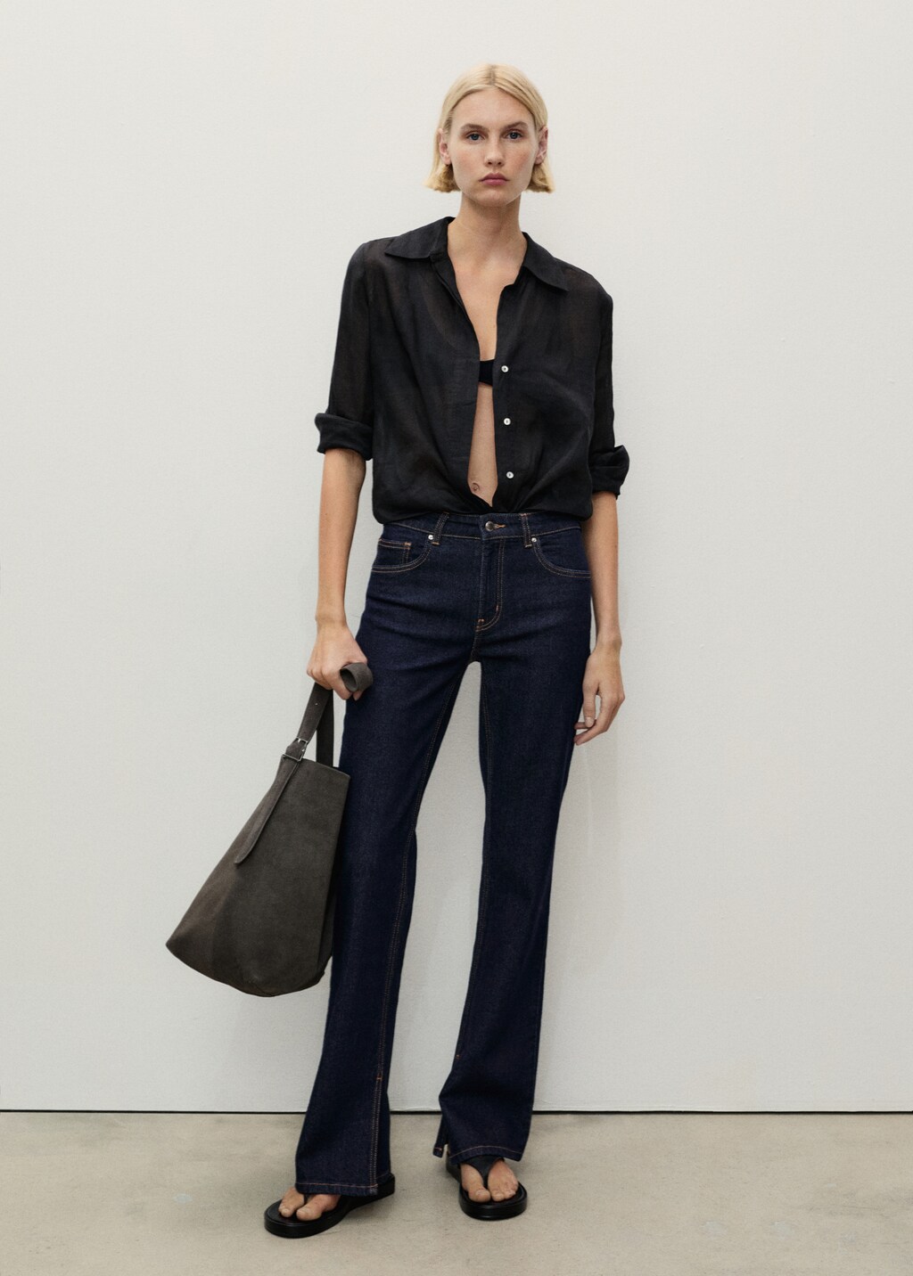 Medium-rise straight jeans with slits - Medium Blue