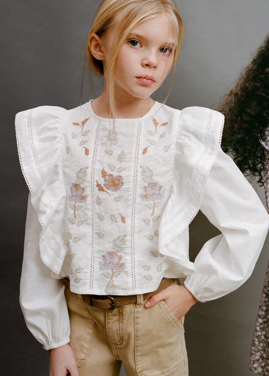 Laser-cut suede belt - Sand