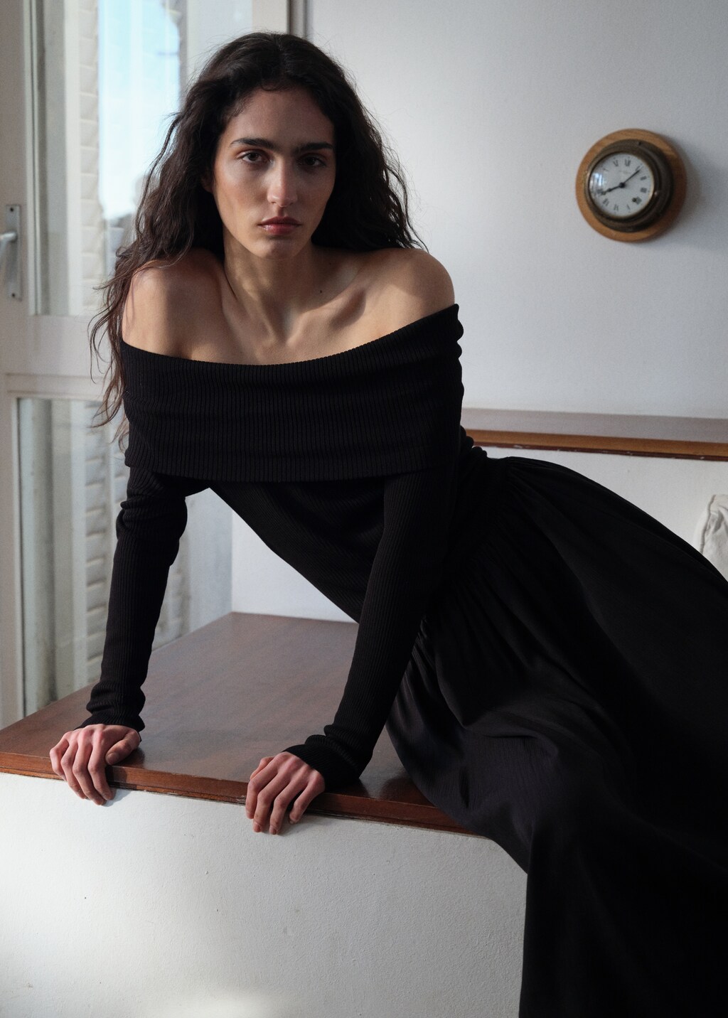 Off-the-shoulder dress in combined fabric - Black