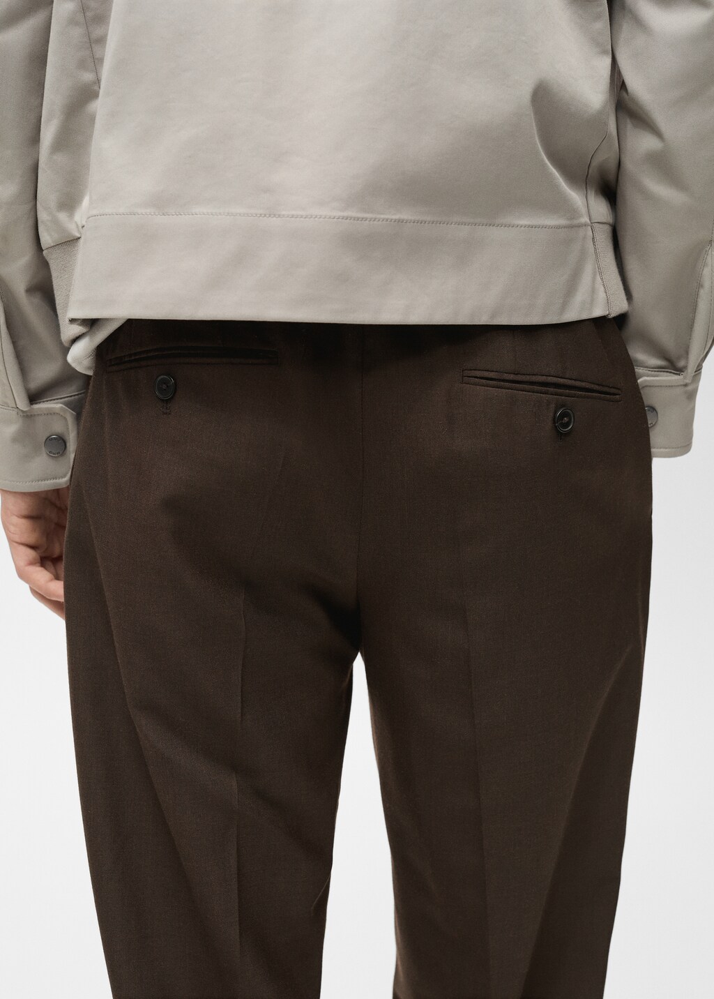 Slim-fit pleated cool wool trousers - Medium Brown