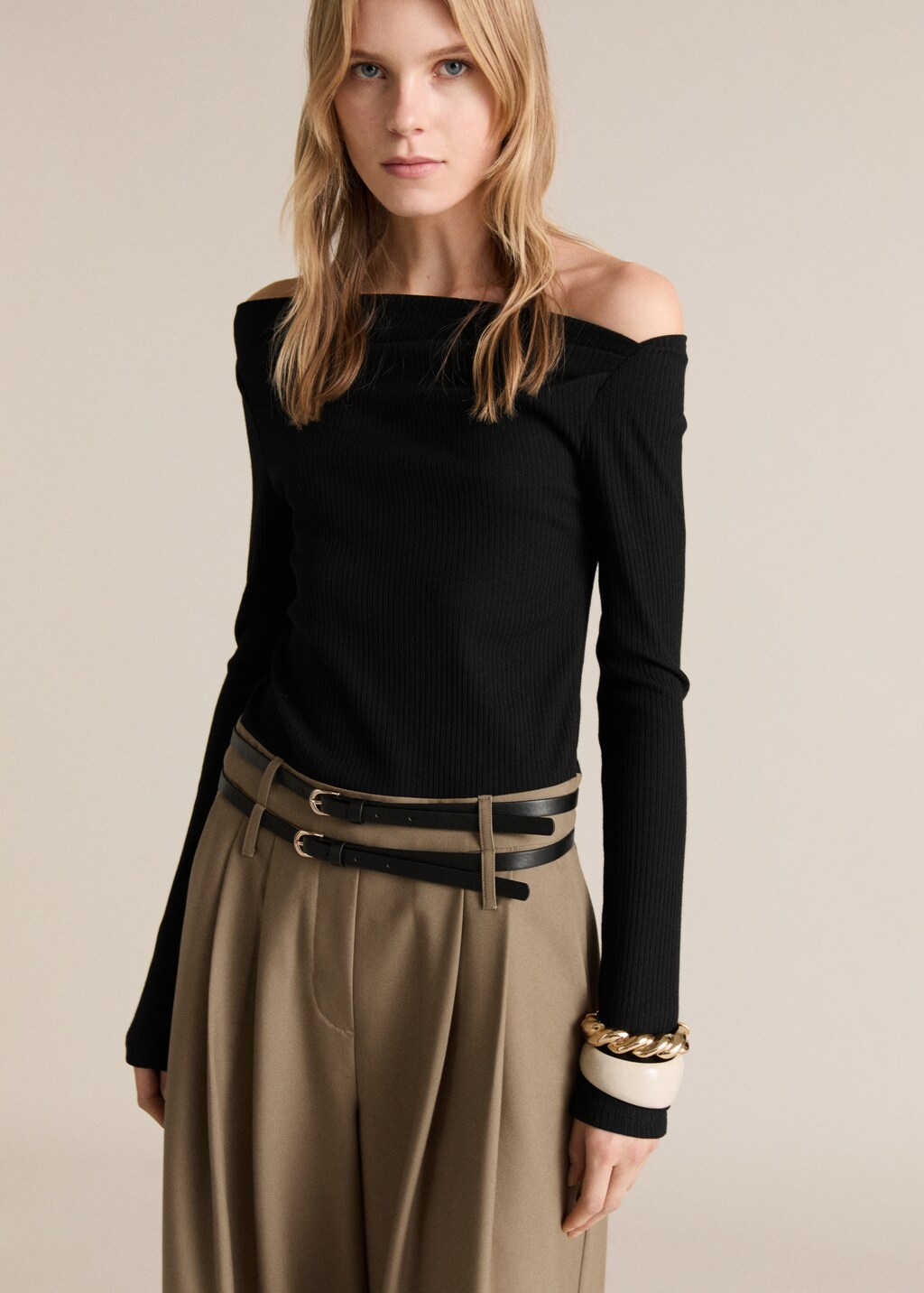 Combined-fabric jumpsuit with belt - Black