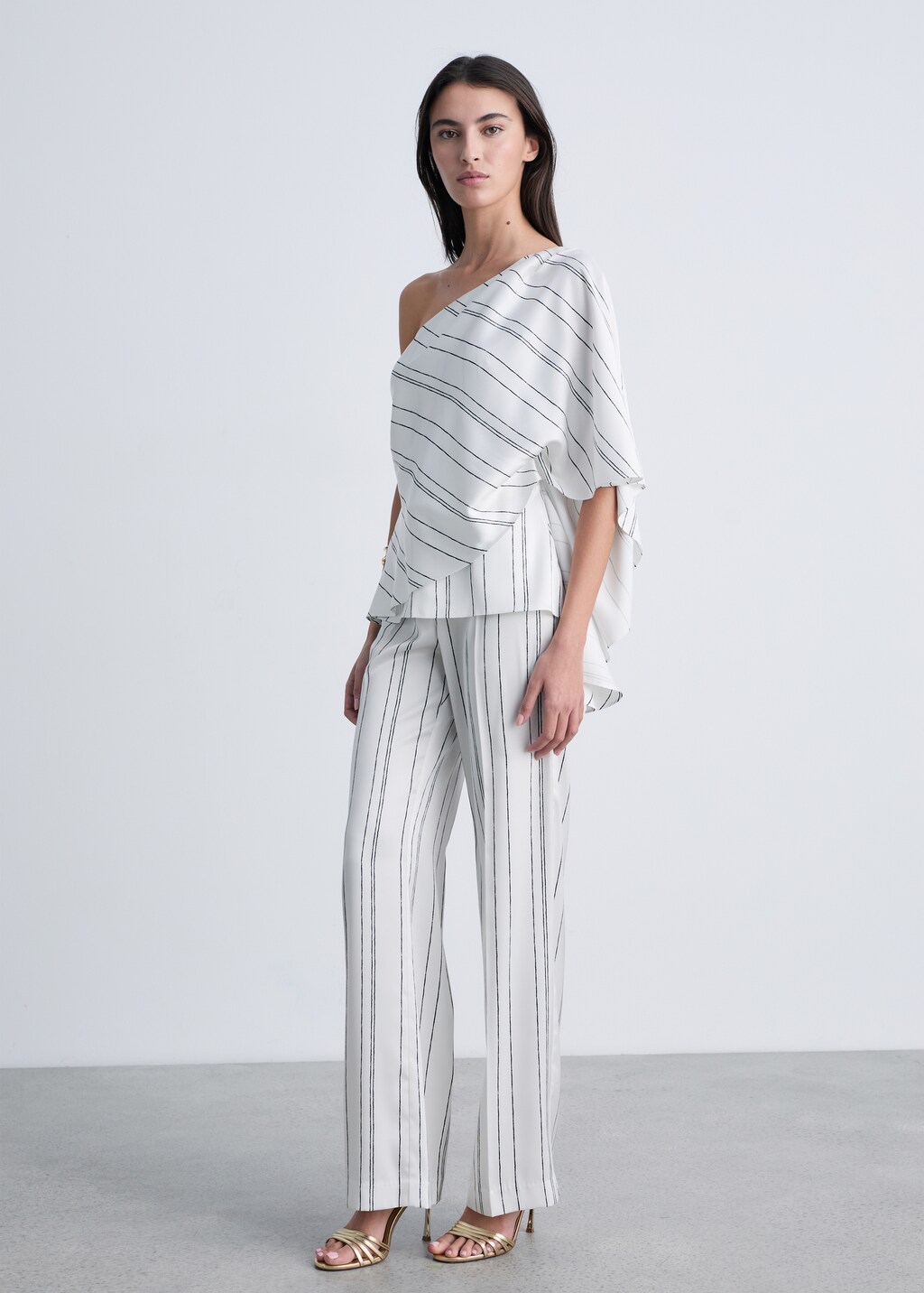 Asymmetrical striped blouse - White
