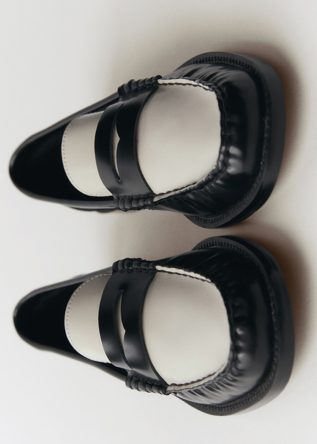 Leather loafers - Ecru