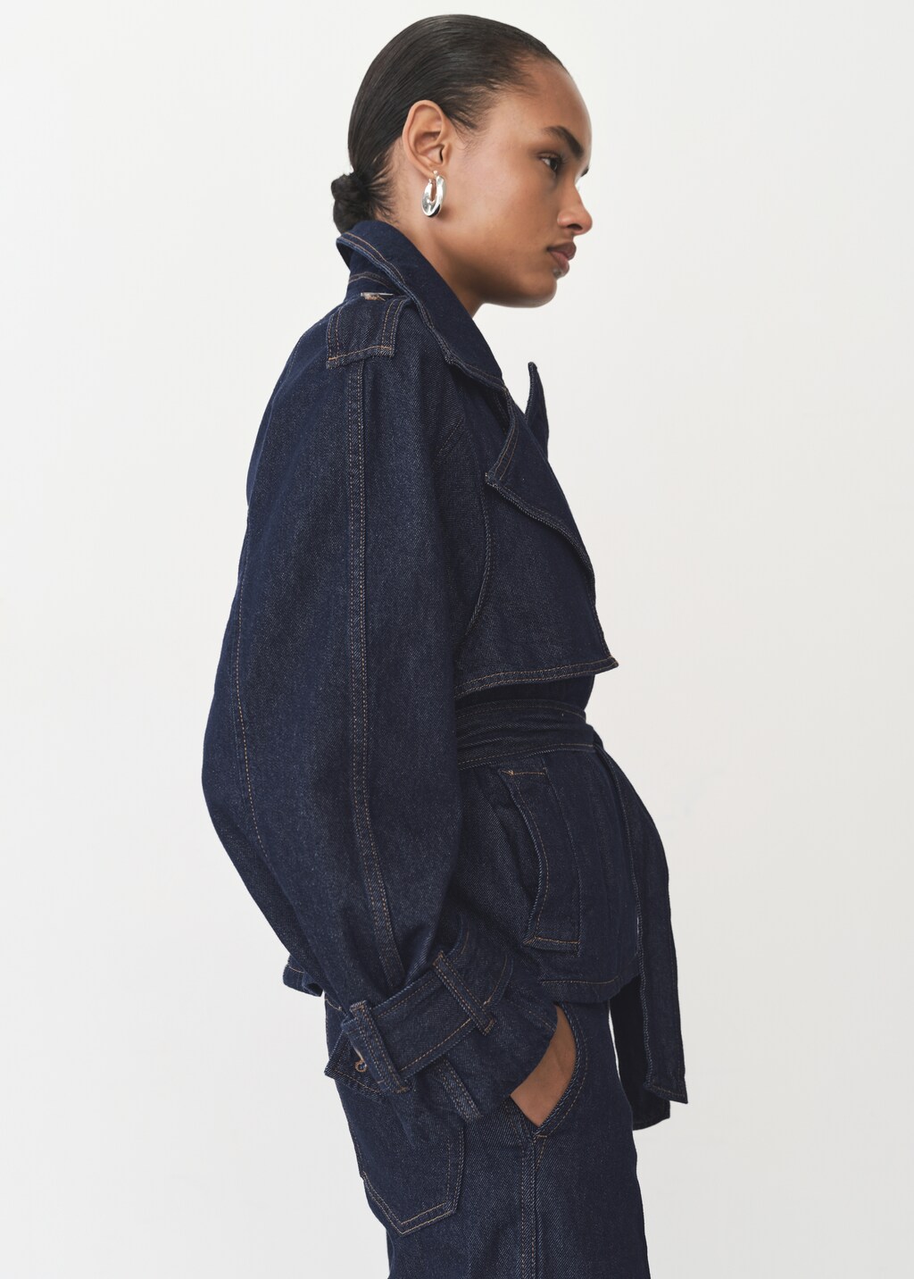 Short denim trench coat with belt - Open Blue