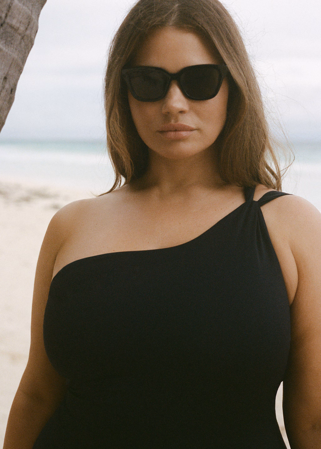 Asymmetrical swimsuit with gathered detail - Black