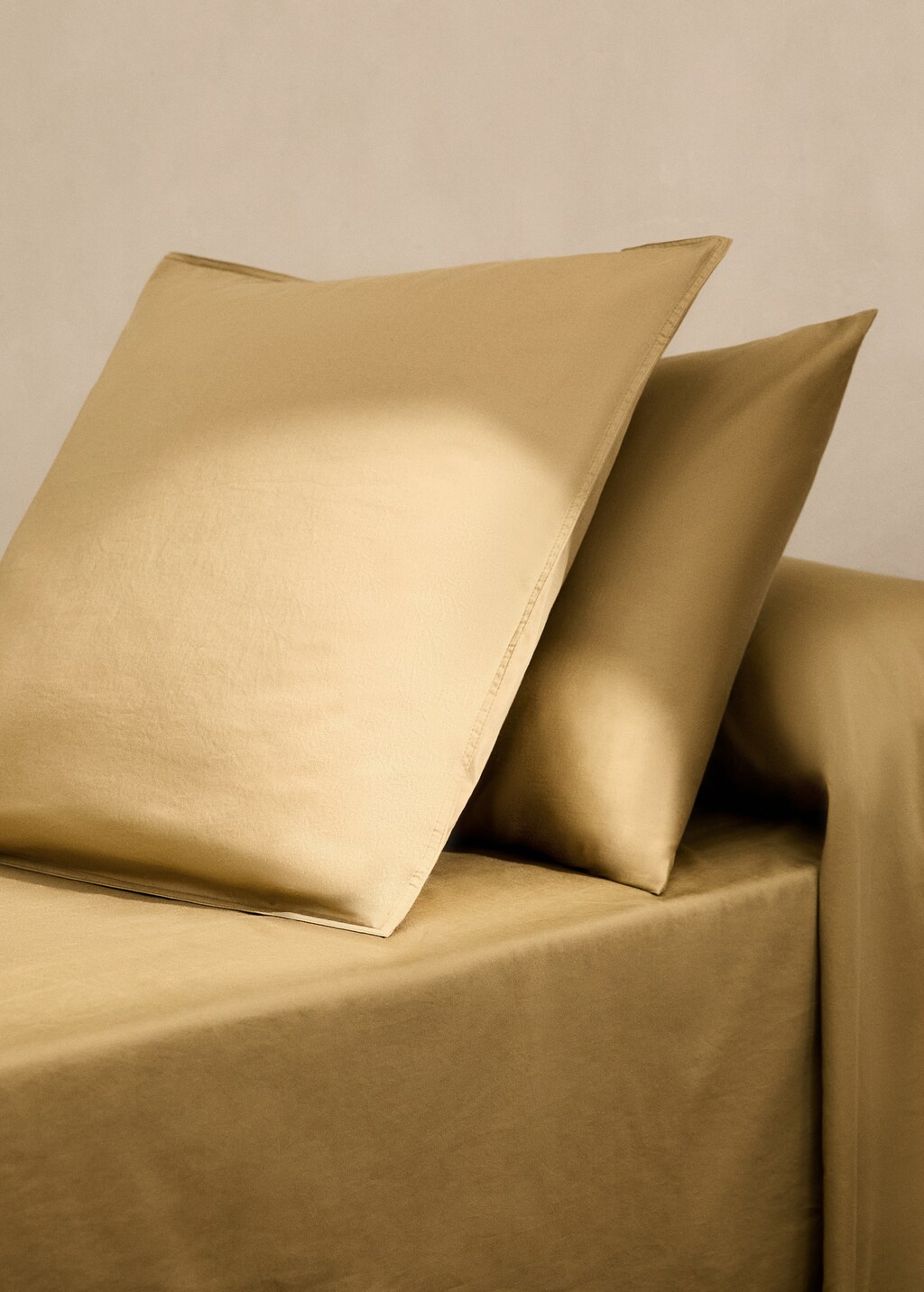 Washed satin cotton pillowcase with double stitching, 50x75 cm - Medium Grey