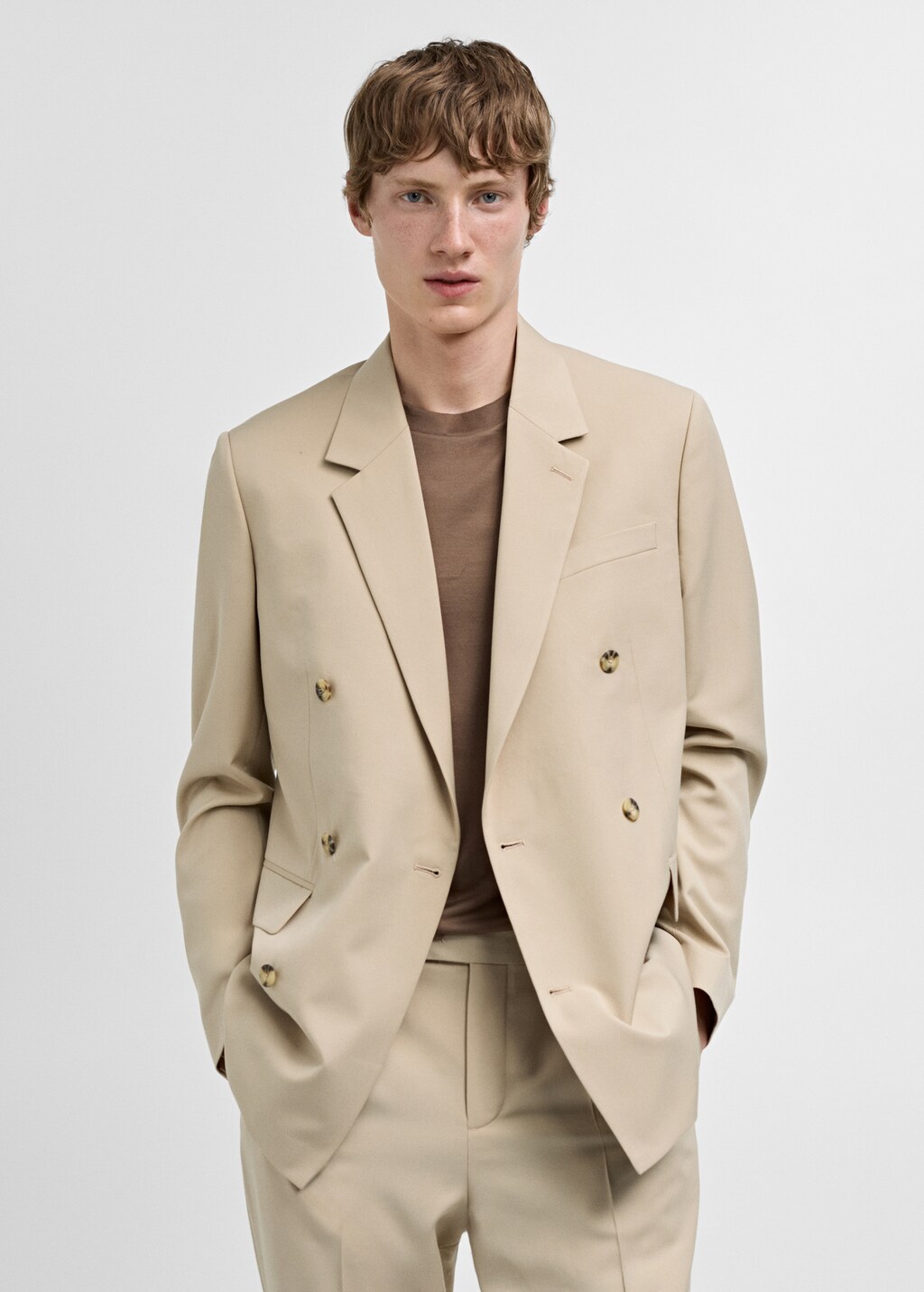 Double-breasted regular-fit suit jacket - Beige