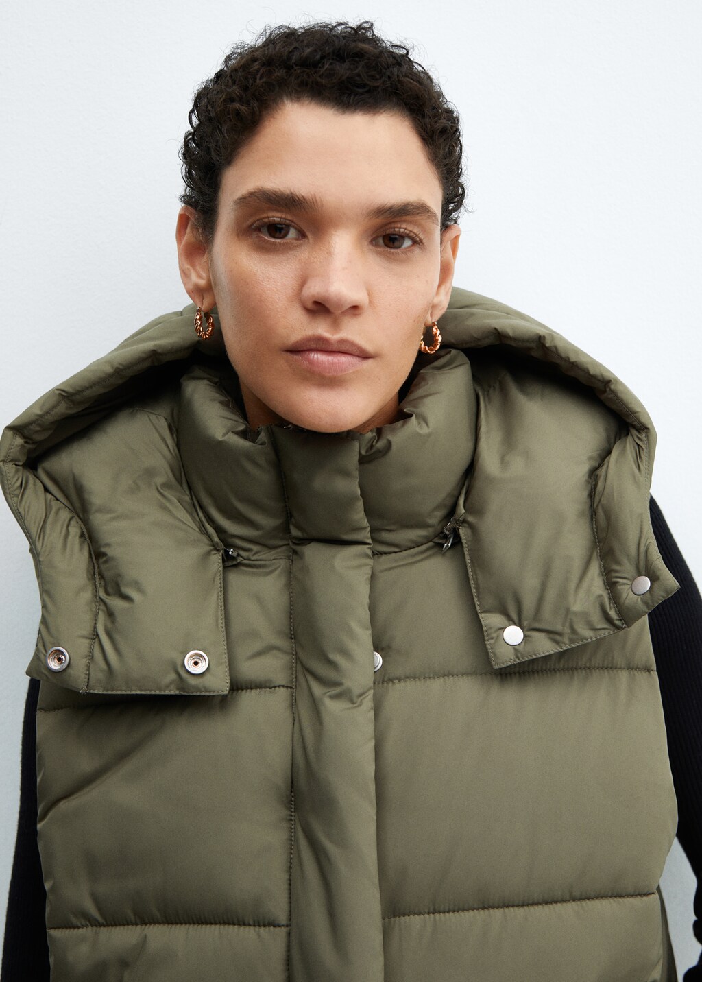 Quilted gilet with hood - Khaki