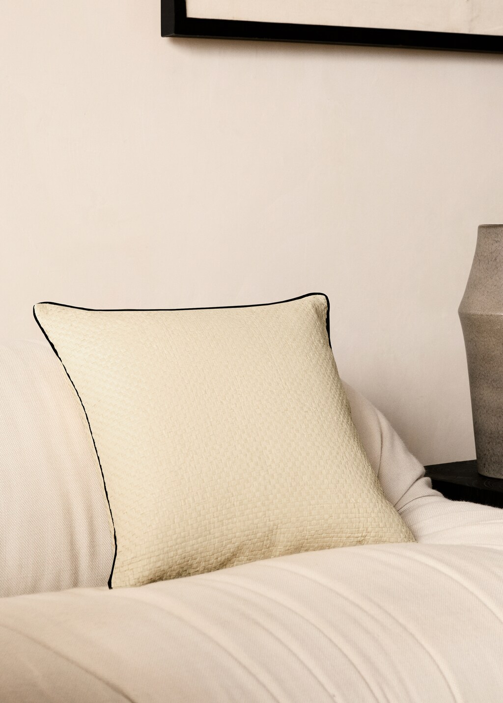 Woven paper cushion cover with piping 45x45cm - Black