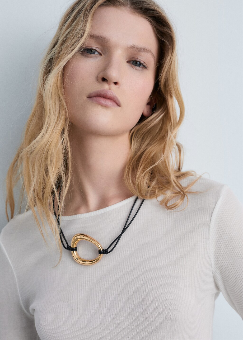 Fine ribbed knit top - White