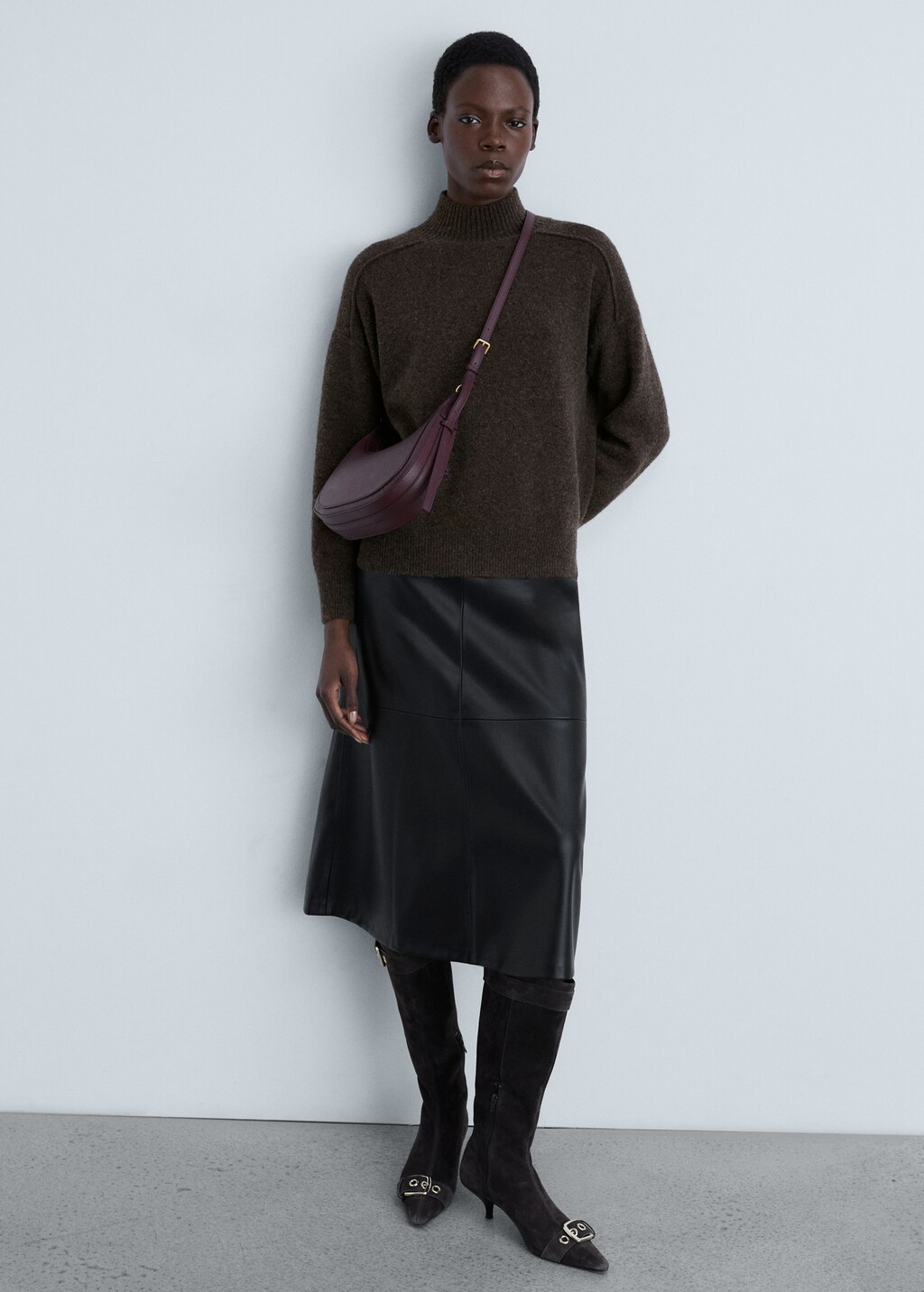 Perkins-neck sweater with seams - Medium Brown